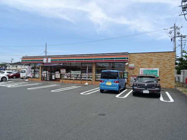 コンビニ　セブンイレブン　浜松志都呂町店（コンビニ）まで584m