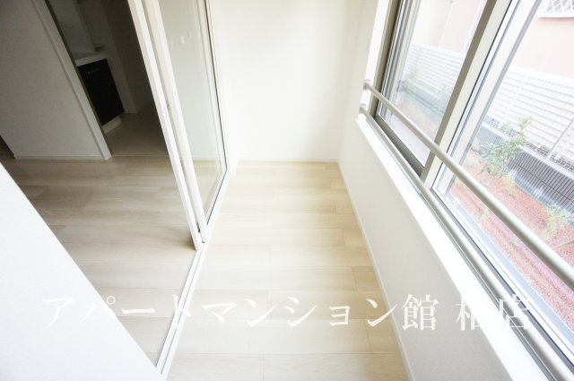 バルコニー　同施工会社、同型タイプです