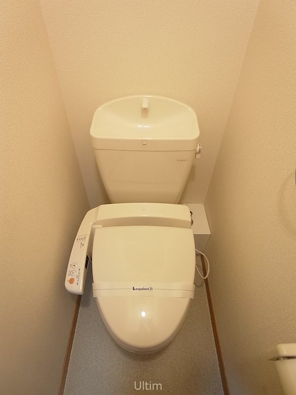 トイレ　※別のお部屋の写真です