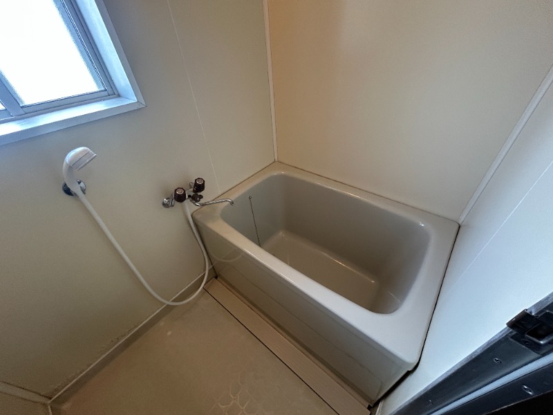 バス・シャワールーム　別号室イメージ