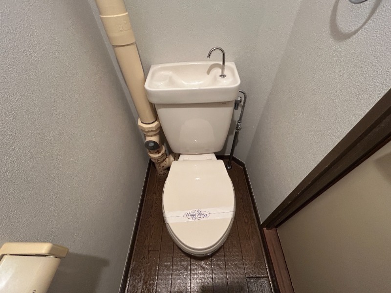 トイレ　別号室イメージ