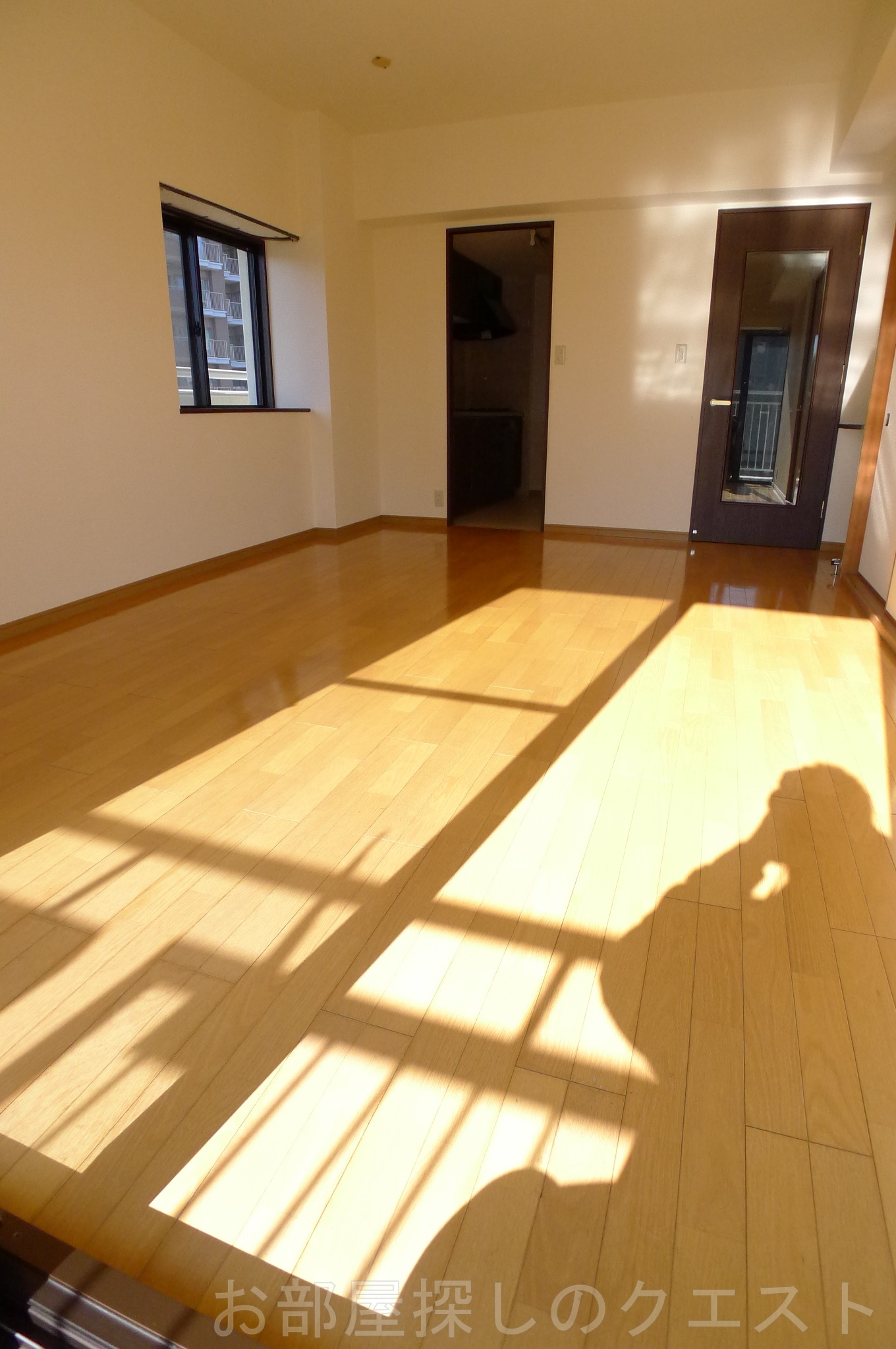 居室・リビング　（写真は同物件イメージ）