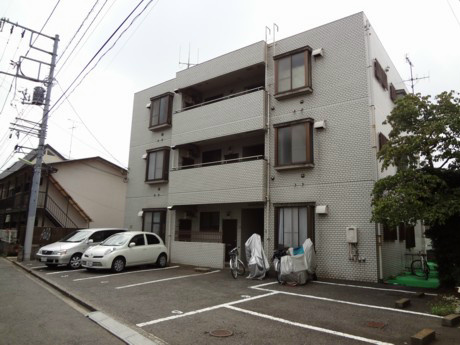 第三みずきハイツの外観
