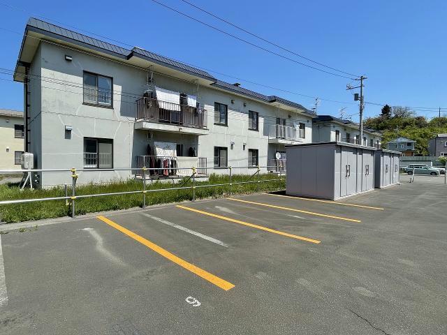 駐車場　駐車場