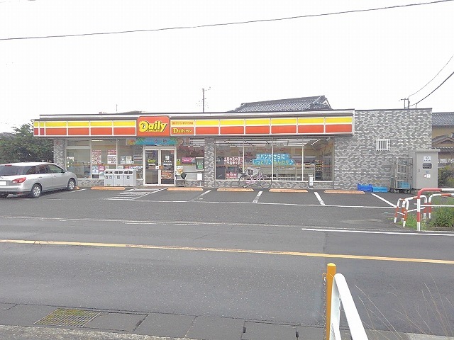 コンビニ　デイリーヤマザキ竜王篠原店（コンビニ）まで300m