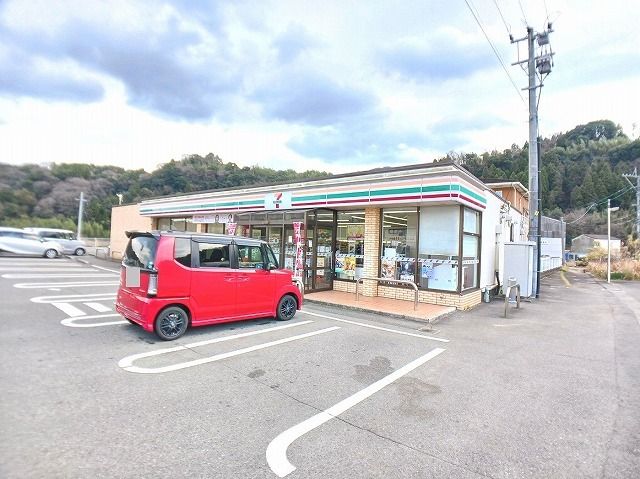 コンビニ　セブンイレブン　野津原店（コンビニ）まで450m