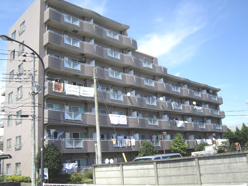 建物外観　閑静な住宅街ペット相談　陽当たり良好♪