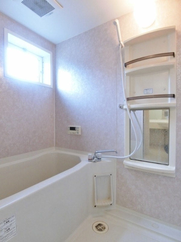 バス・シャワールーム　図面と現状に相違がある場合には現状を優先