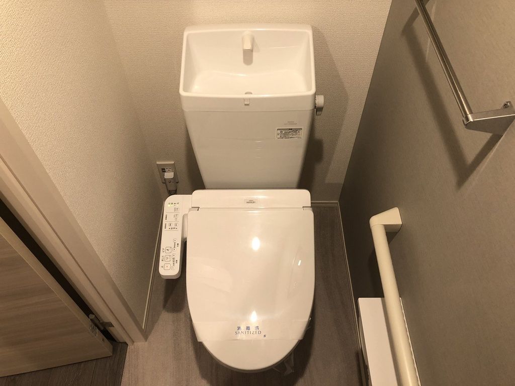トイレ　トイレ
