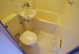 バス・シャワールーム　洗面