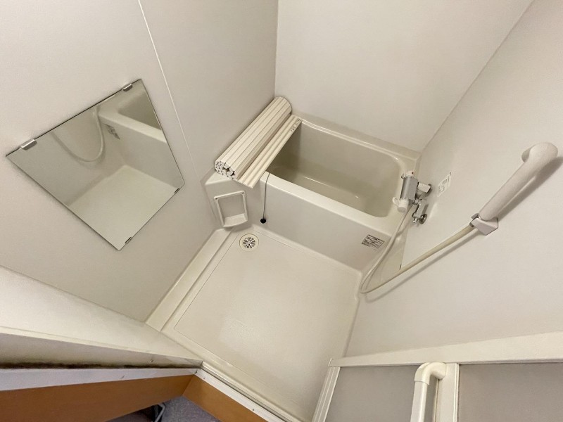 バス・シャワールーム　浴室