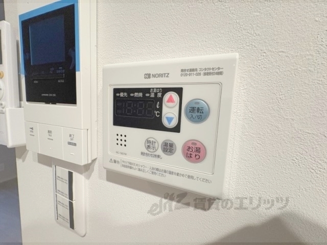 その他設備　給湯器リモコン