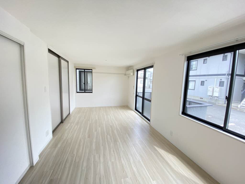 居室・リビング　リビング