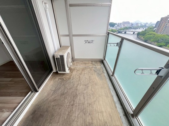 バルコニー　※別部屋の写真です