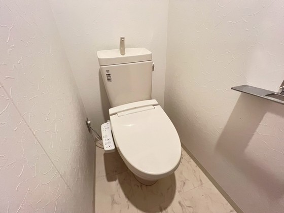 トイレ　※別部屋の写真です