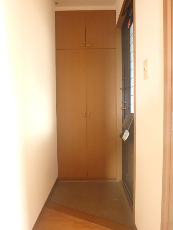 玄関　図面と現状に相違がある場合には現状を優先