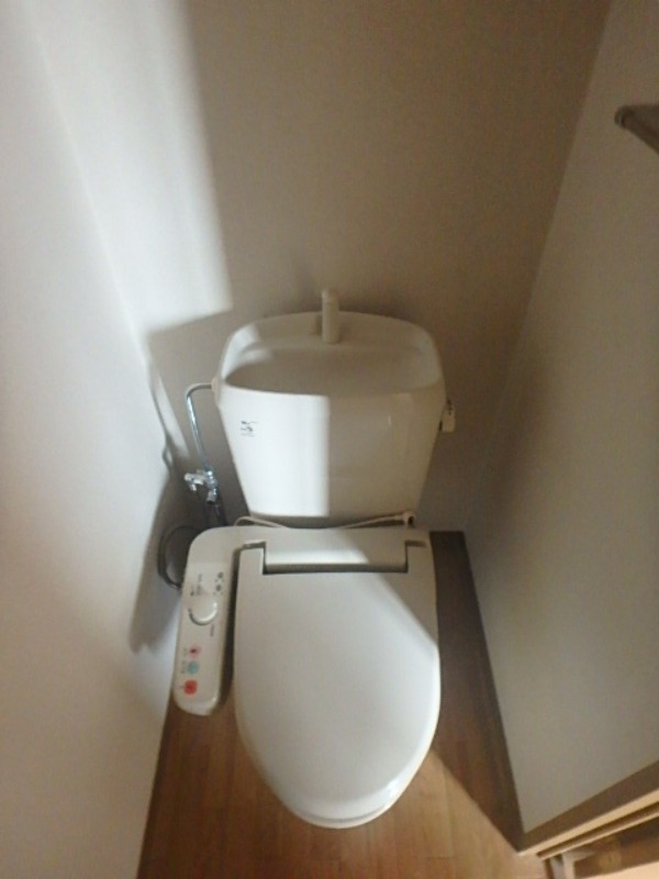 トイレ　図面と現状に相違がある場合には現状を優先