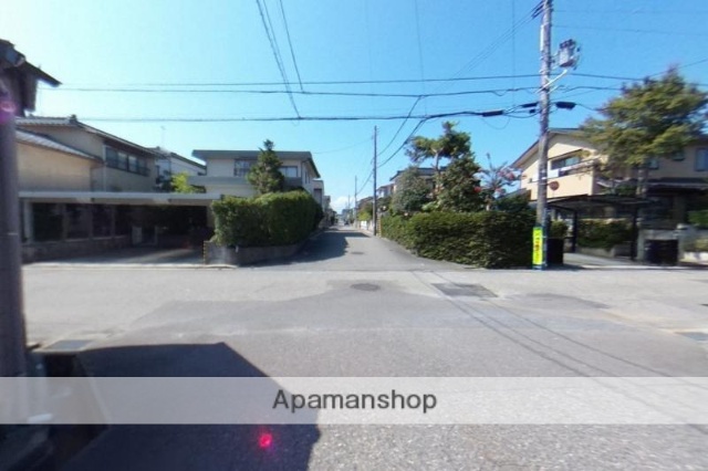 その他　前面道路（その他）まで0m