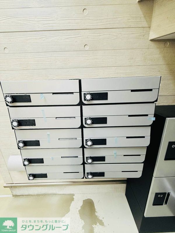 エントランス　バルコニー