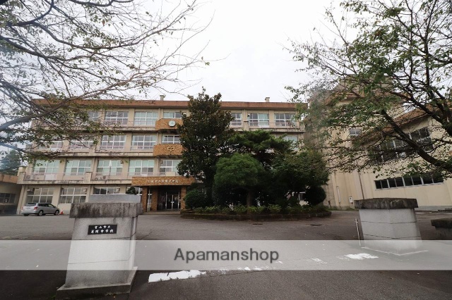 中学校　月岡中学校（中学校）まで3147m