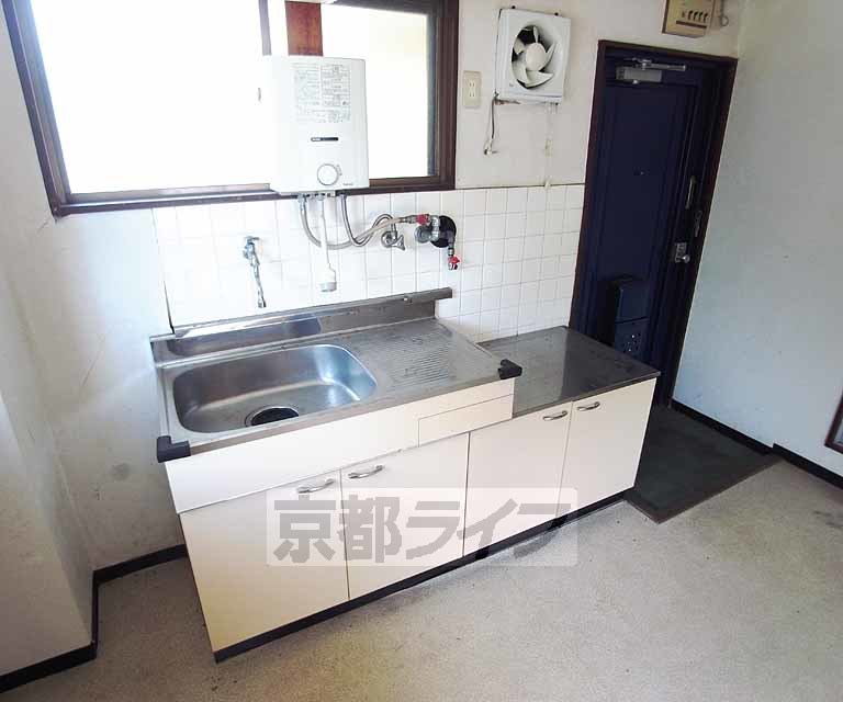 キッチン　キッチンです。