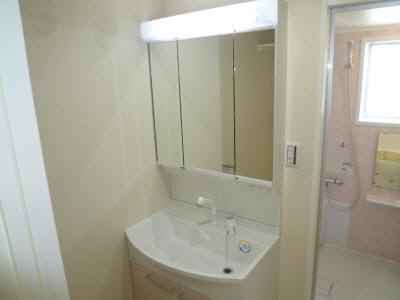 洗面設備　同型