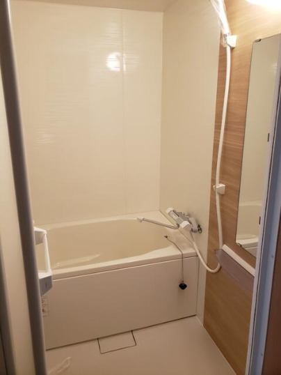 バス・シャワールーム　同物件、別号室の写真です。