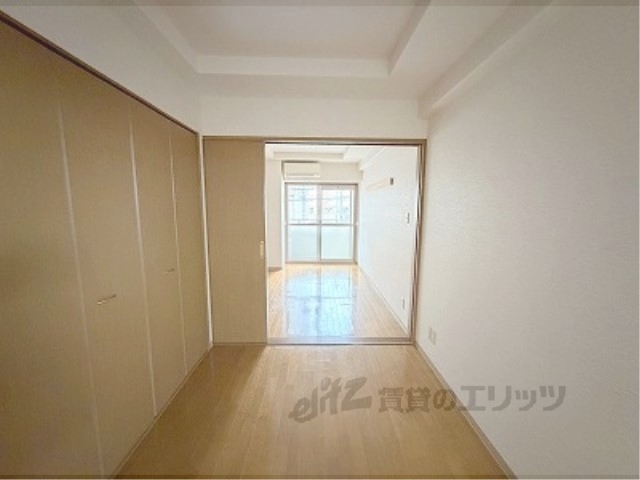 居室・リビング　洋室