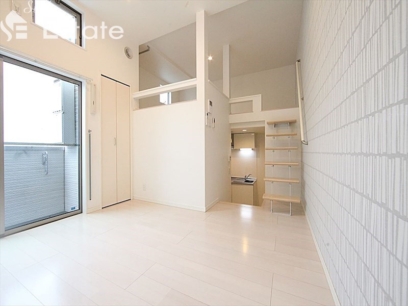 居室・リビング　内装