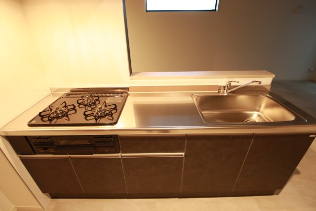 キッチン　※別号室の参考写真です。