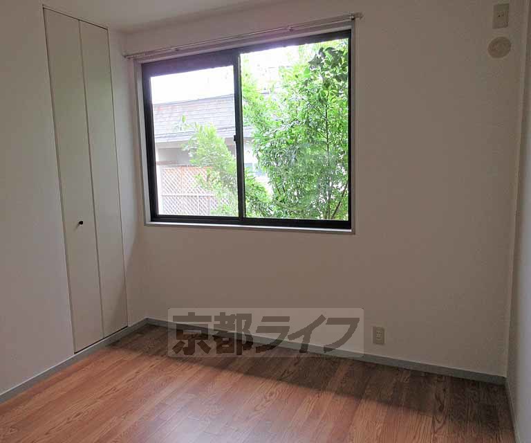 居室・リビング　光の入るお部屋