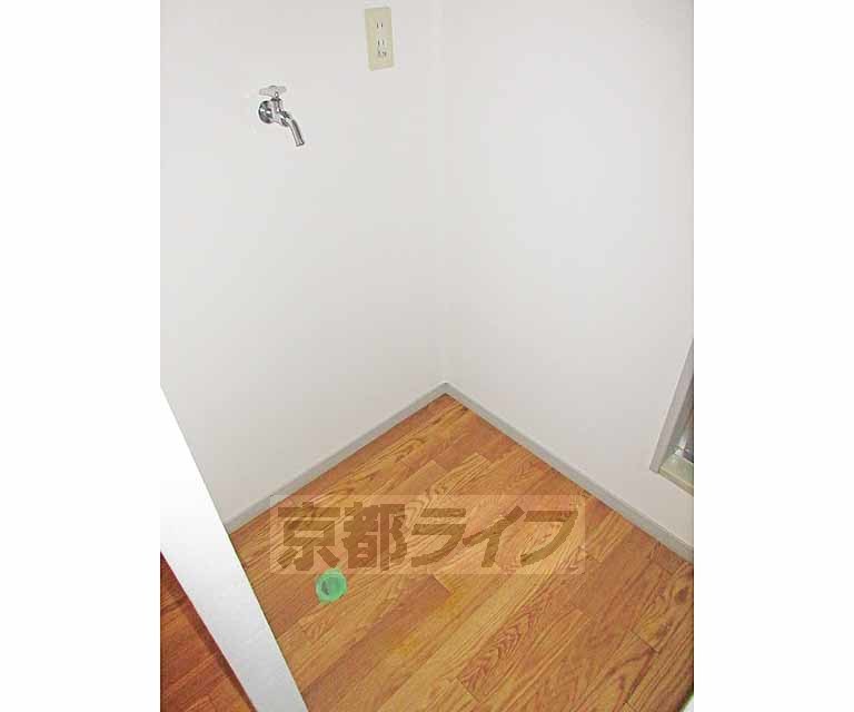 その他設備　洗濯機は室内に～