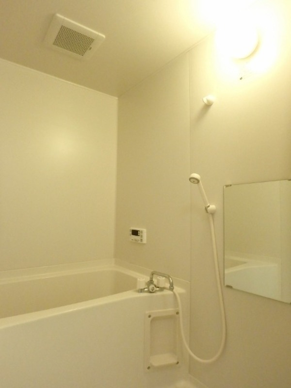 バス・シャワールーム　図面と現状に相違がある場合には現状を優先