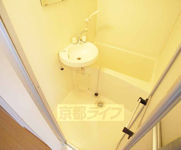 バス・シャワールーム　セパレートタイプです。