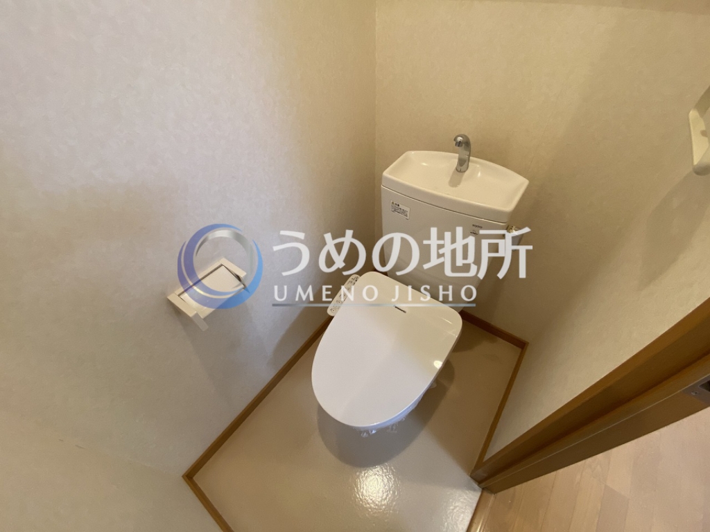 トイレ　トイレ