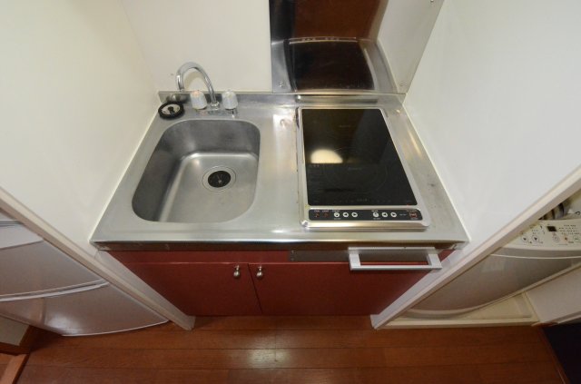 キッチン　電気コンロ付きのキッチン！