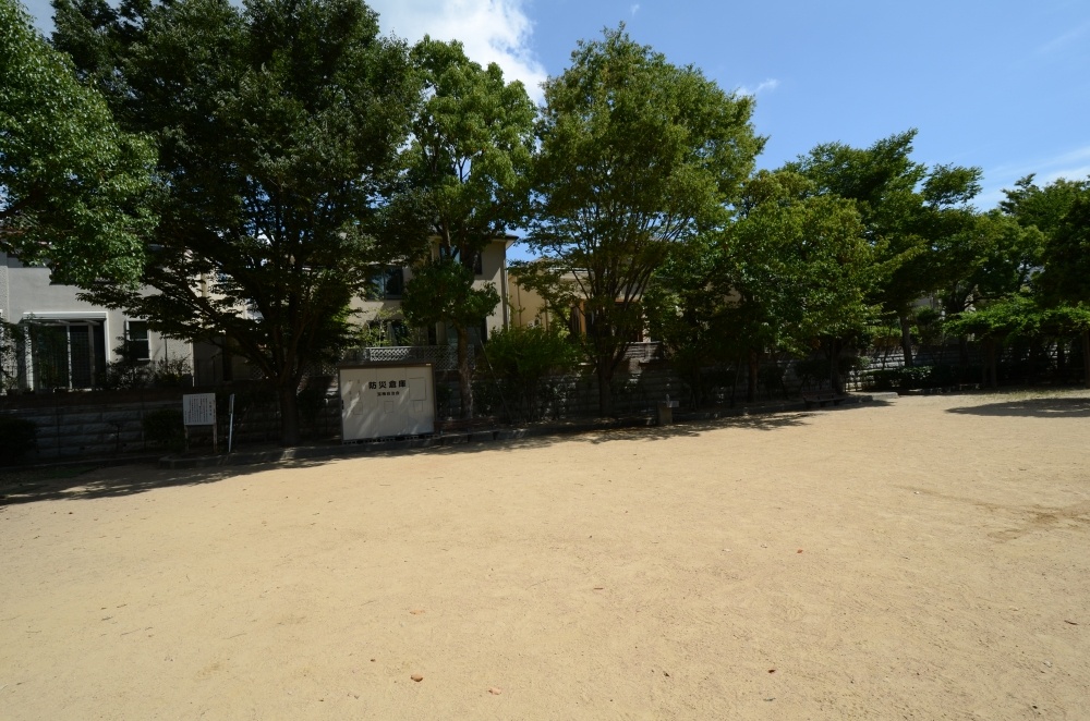 公園　宝梅2丁目第３公園（公園）まで480m