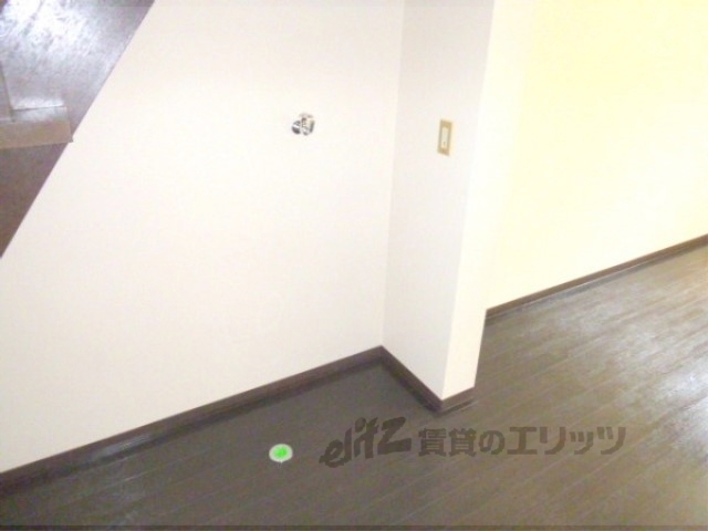 バルコニー　駐車スペース