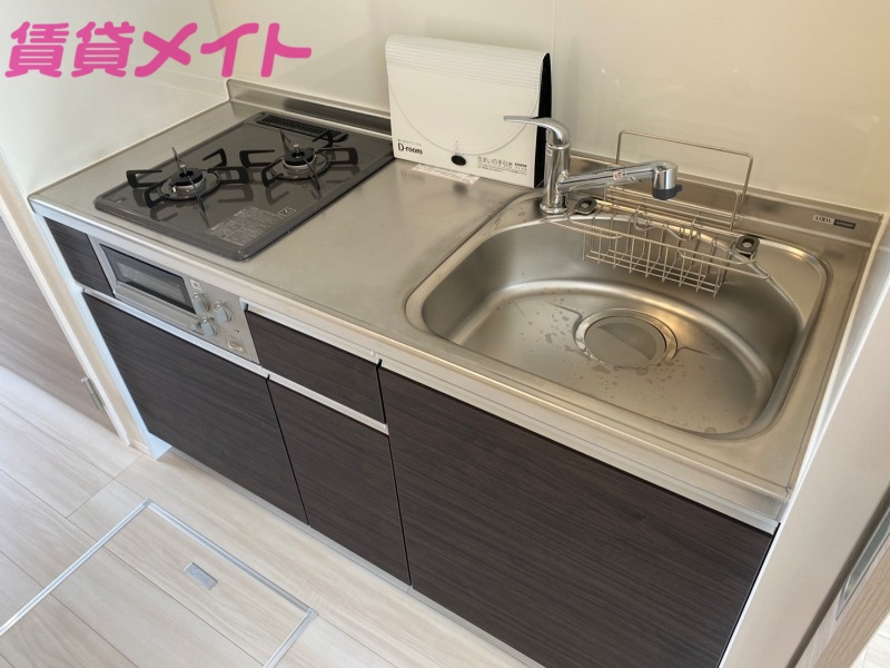 キッチン　同型参考写真