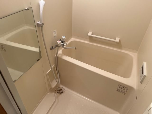 バス・シャワールーム　※掲載情報と物件の現況が異なる場合、現況を優先するものとしま