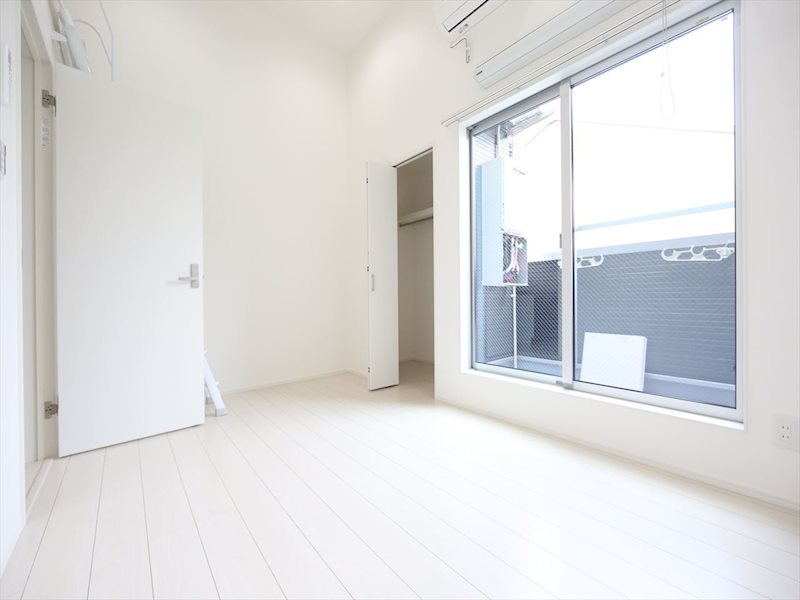 居室・リビング　洋室6帖　ロフト4.8帖（収納でも使えます）