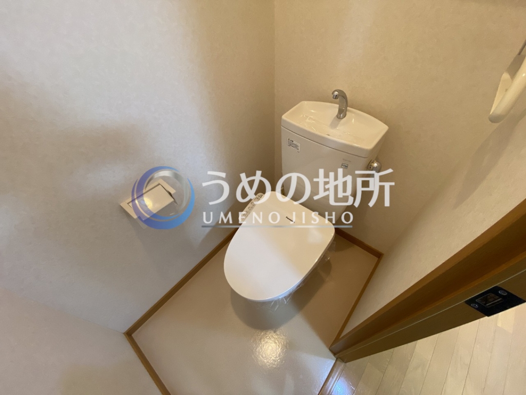 トイレ　トイレ