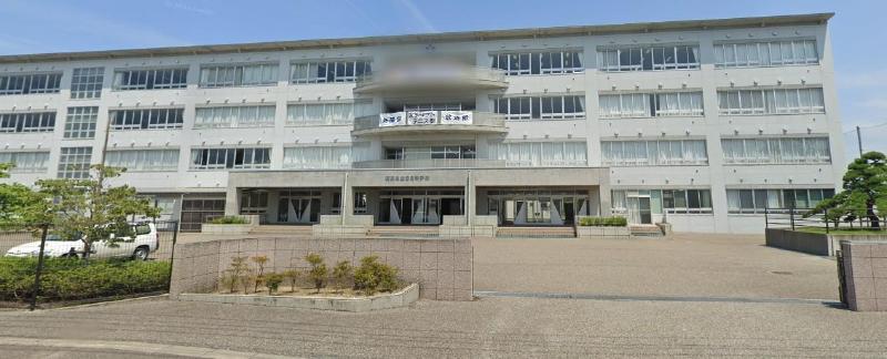 小学校　新潟市立巻南小（小学校）まで2500m