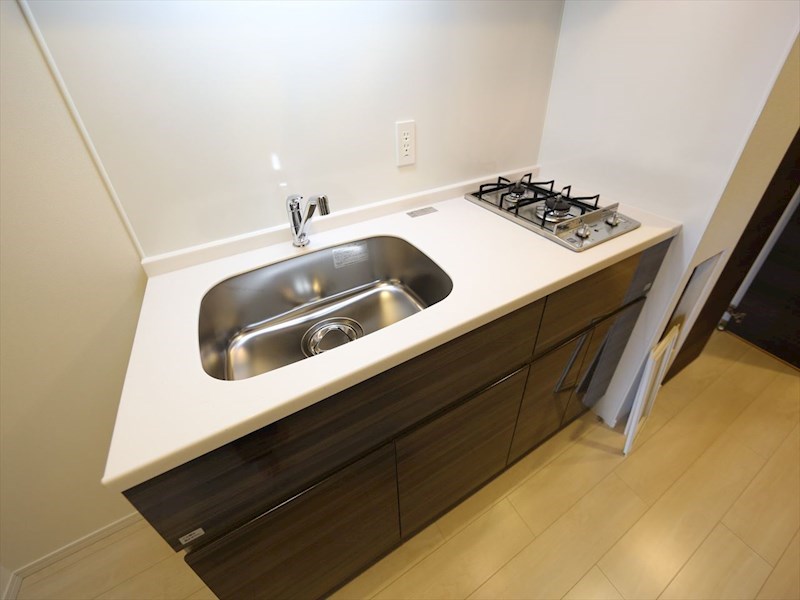 キッチン　システムキッチン（ガス2口コンロ付）