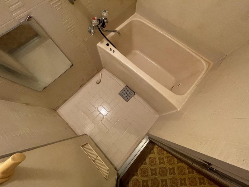 バス・シャワールーム　浴室