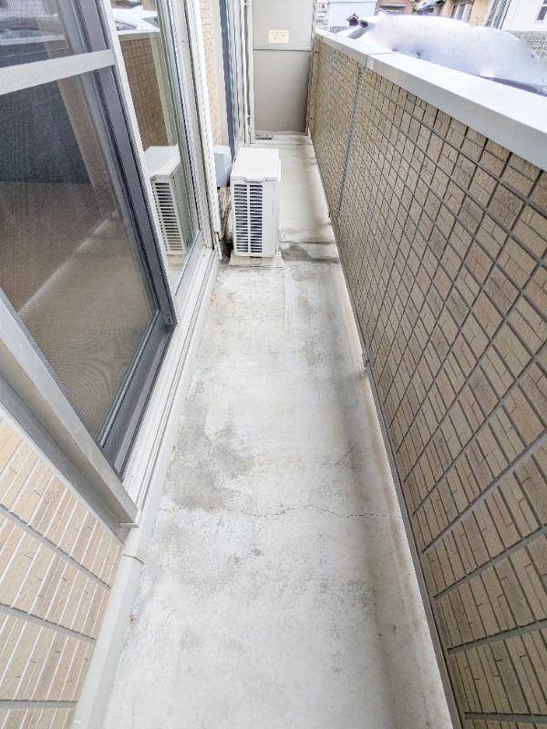 バルコニー　図面と現状に相違がある場合には現状を優先