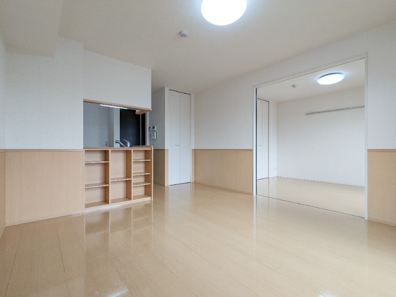 居室・リビング　図面と現状に相違がある場合には現状を優先