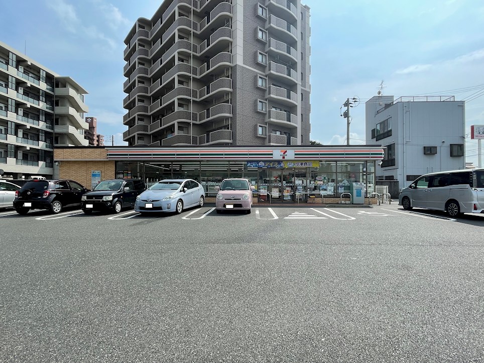 コンビニ　セブンイレブン 門司東新町1丁目店（コンビニ）まで484m