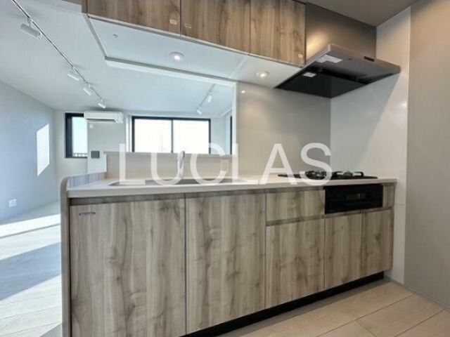 キッチン　幅を広くとったキッチンでお料理も楽しい♪