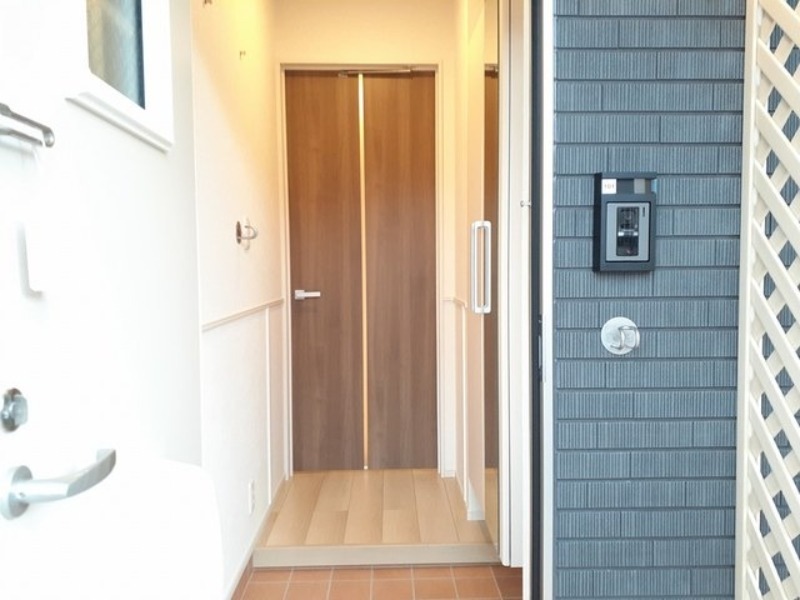 玄関　図面と現状に相違がある場合には現状を優先